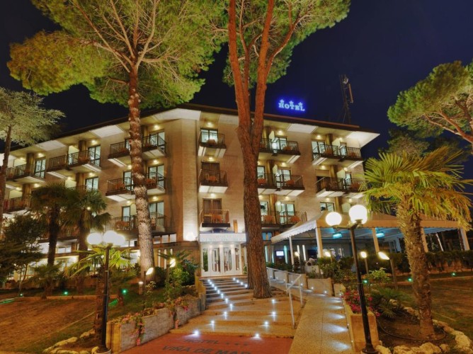 Hotel Vina De Mar - Immagine 1
