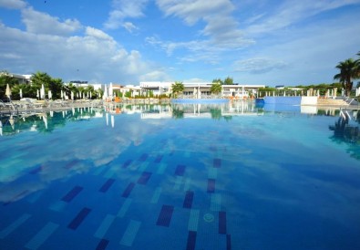 Riva Marina Resort