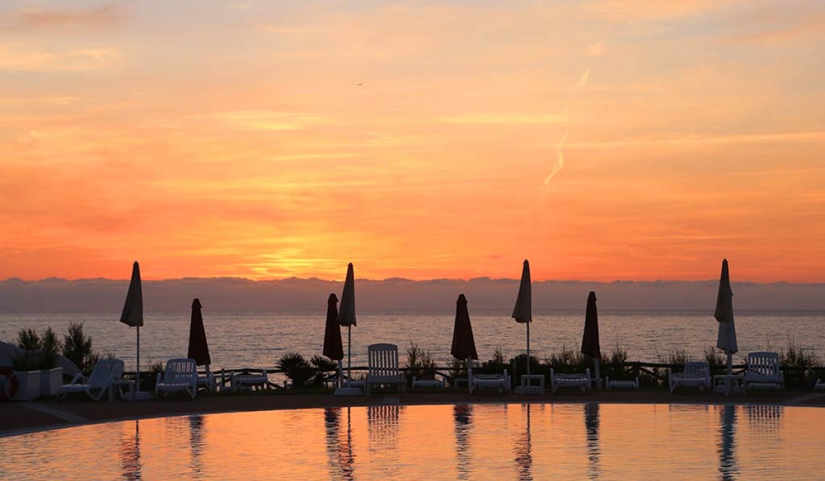 Futura Style Acqua di Mare Resort - Apus minunat direct din piscină