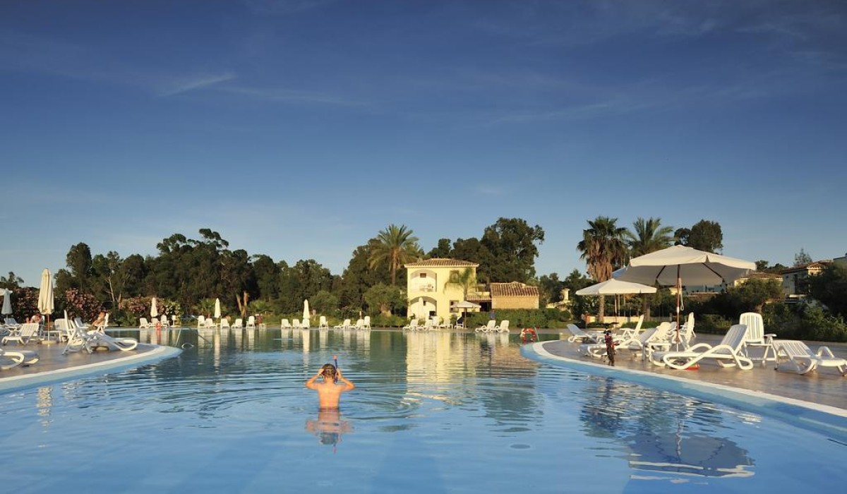 Marina Torre Navarrese Beach Resort - Piscina Marina Torre Navarrese Resort