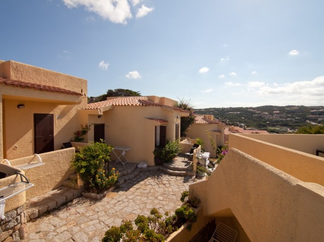 Club Esse Shardana - Shardana-Santa-Teresa-di-Gallura-intrare-camere