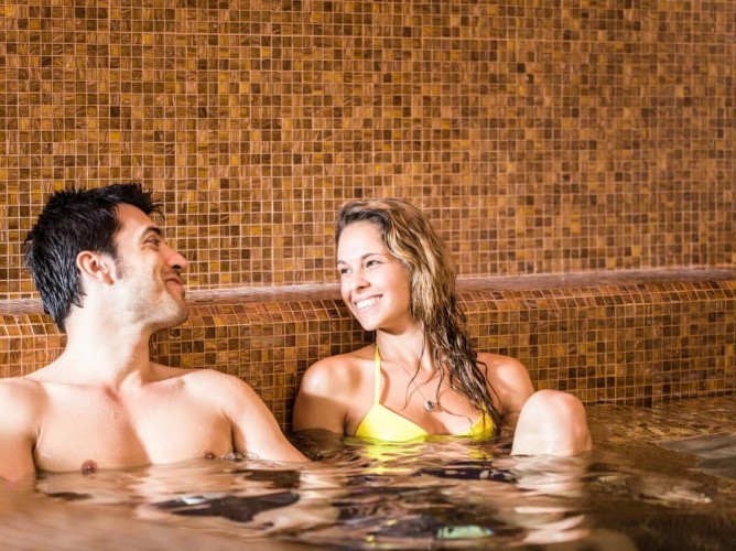 Formula Roulette Forever Summer - Pentru totdeauna statiune de vara Spa