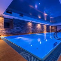 Pentru totdeauna vara Resort piscină interioară