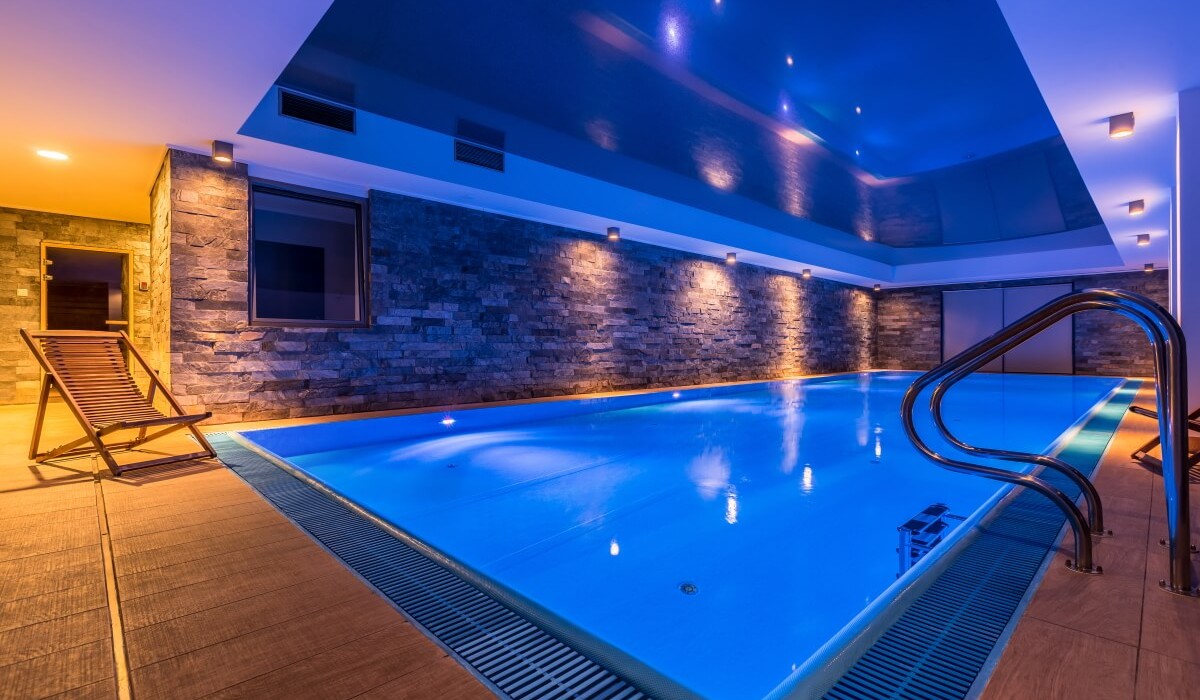 Formula Roulette Forever Summer - Pentru totdeauna vara Resort piscină interioară