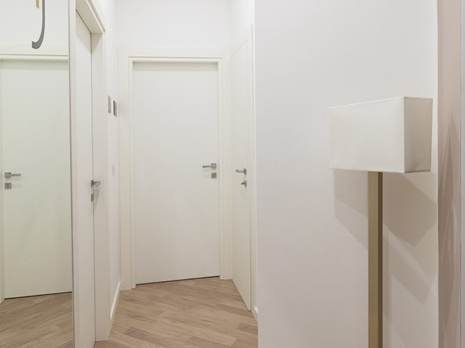 FJ Bianco Guest House - Interiorul FJ White Guest House