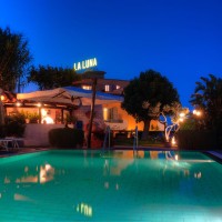 Piscina de noapte Hotel La Luna