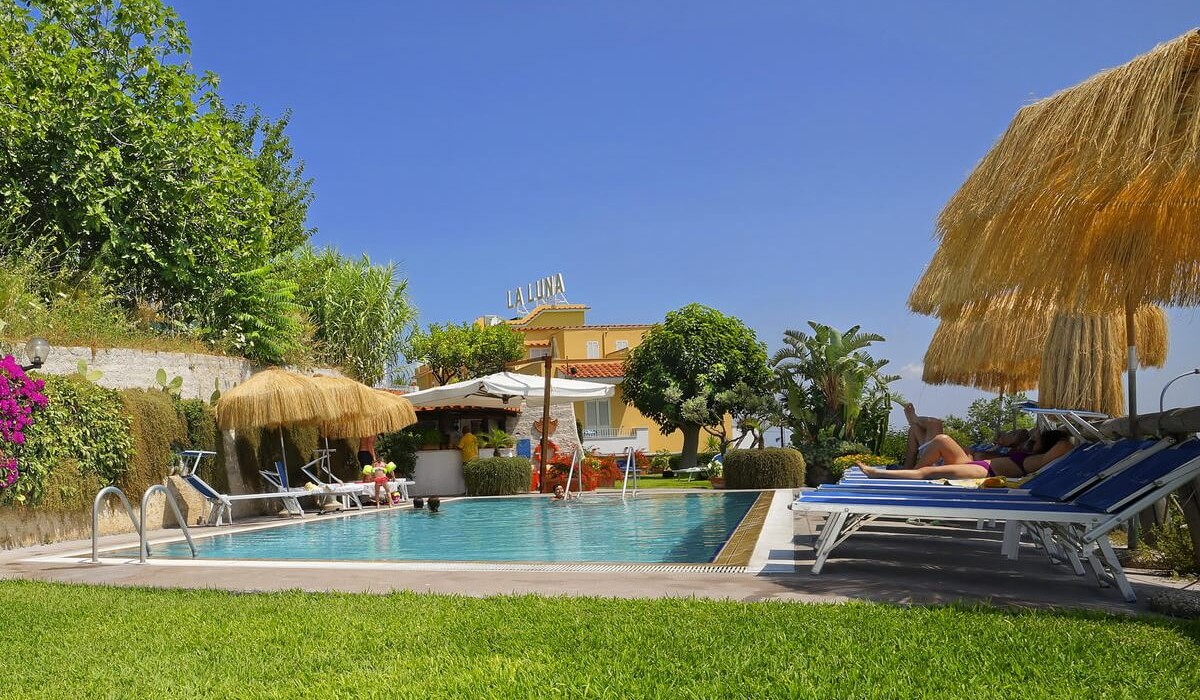 Hotel La Luna - Hotel La Luna lângă piscină Hotel La Luna - Hotel La Luna lângă piscină