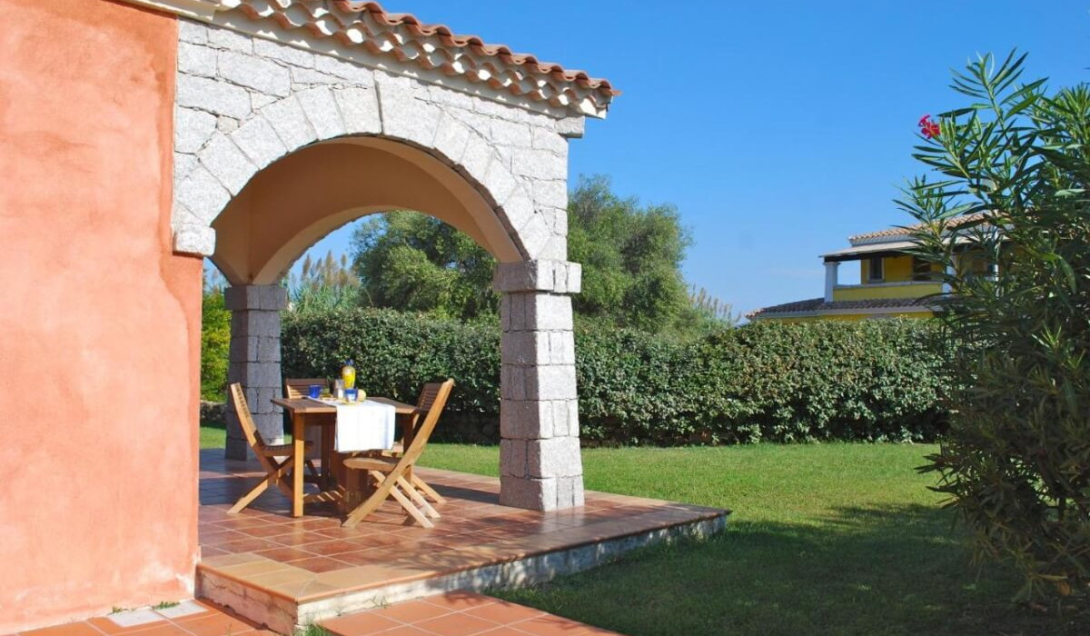 Appartamenti Vecchio Stazzo - Despre mese și scaune pentru Apartamentele San Teodoro