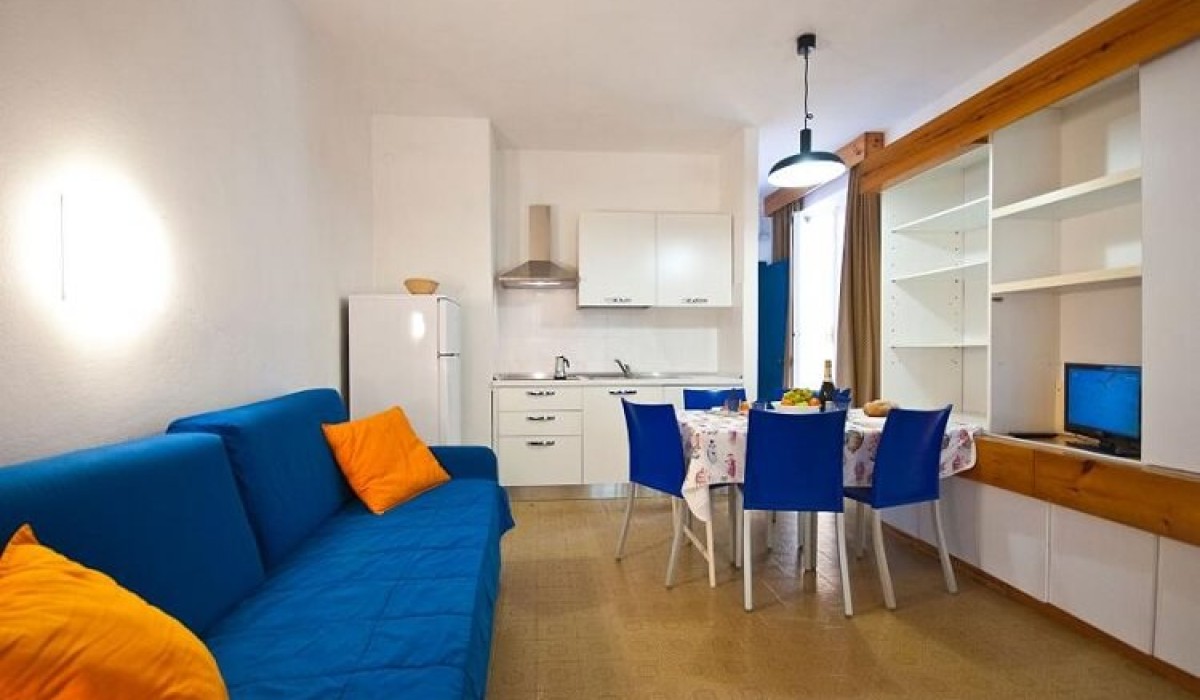 Residence Golfo della Lacona
