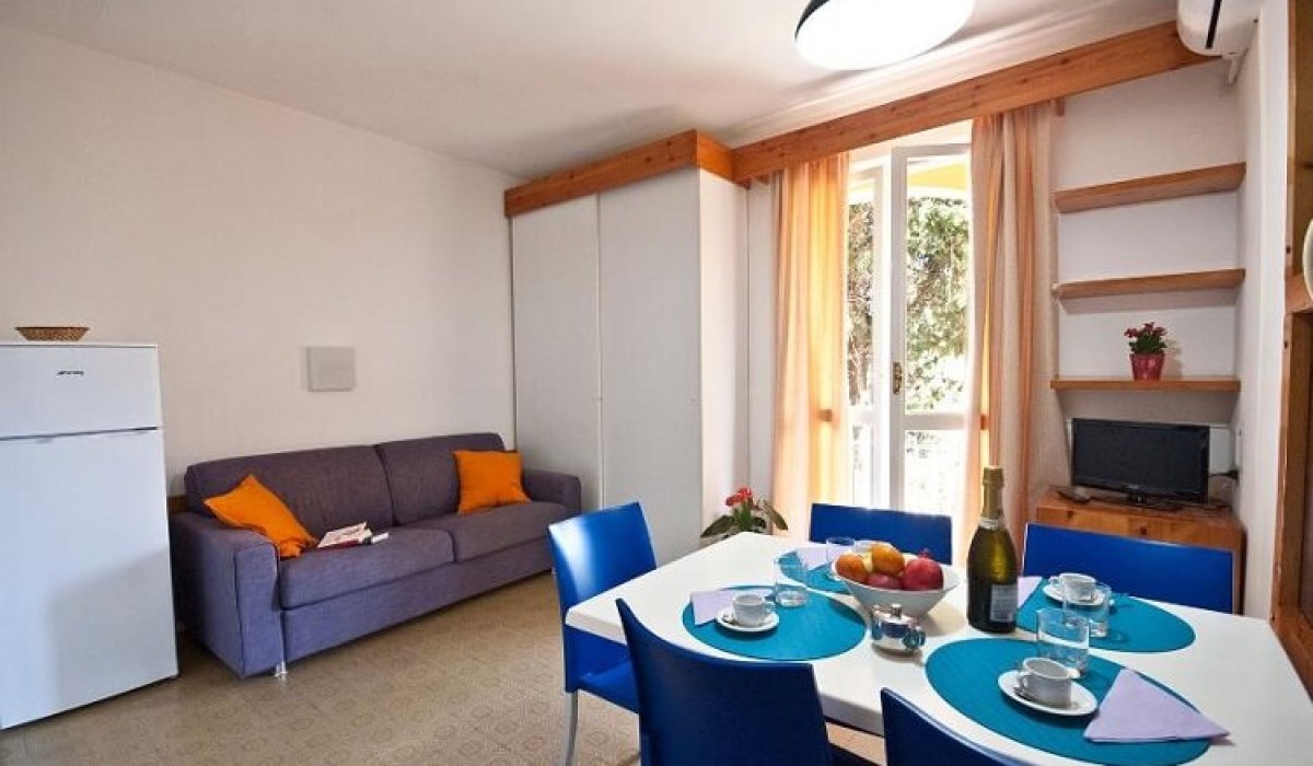 Residence Golfo della Lacona