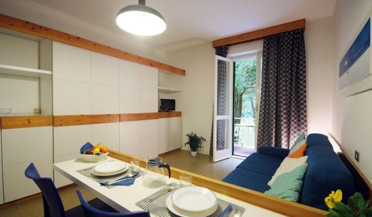 Residence Golfo della Lacona