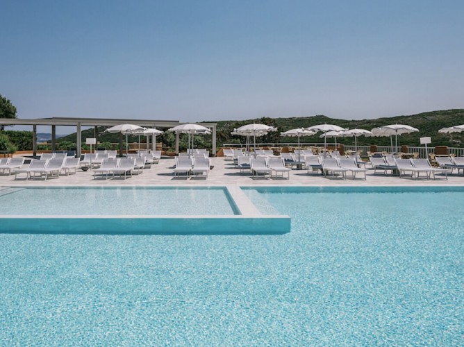 Mangia's Sardinia Resort - Mangia's Sardinia Resort piscină