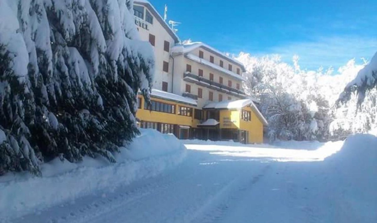 Apulia Hotel Europa Gran Sasso - Vedere a structurii perioadei de iarnă