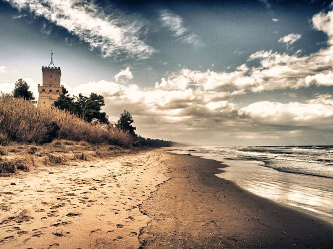 Apulia Residence Silvi Marina - Parcul marin al ținuturilor Cerrano în evidență Turnul
