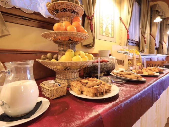Palace Resort Pontedilegno - Detalii despre micul dejun bogat.