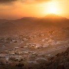 Wadi Musa, un oraș antic al beduinilor situat la doar câțiva kilometri de Petra în Iordania