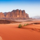 Deșertul roșu al Wadi Rum din Iordania