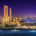 Priveliștea asupra Ammanului de la Templul lui Hercule din Iordania.
