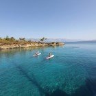 Pabuç Burnu, cunoscut și ca Golful Pabuc, se află la aproximativ 10 km de Bodrum. Este un loc incredibil de liniștit, ferit de vânt și valuri, perfect pentru o baie relaxantă sau pentru snorkeling
