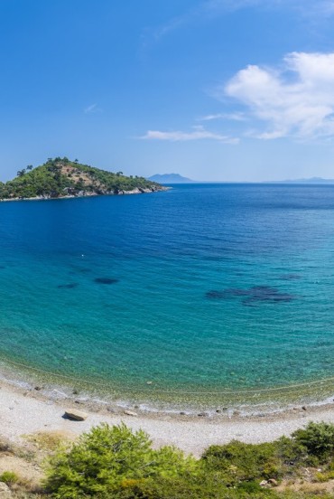Golful Mazi este situat în peninsula Bodrum, provincia Muğla, în Marea Egee, Turcia.