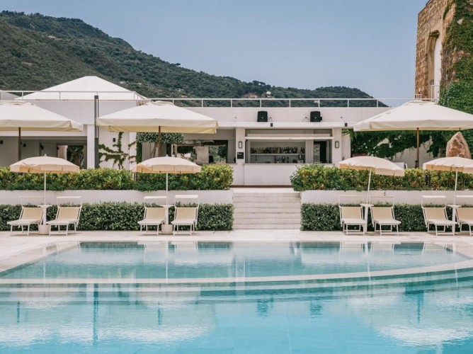 Mangia's Pollina Resort - piscină