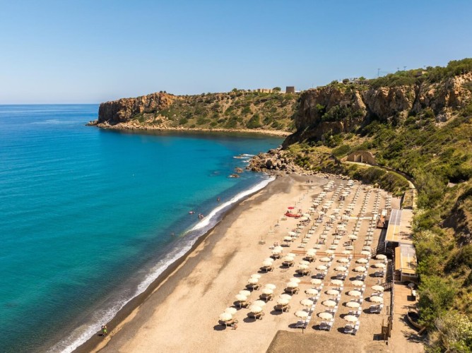 Mangia's Pollina Resort - plajă