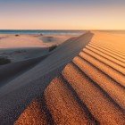 Patara are una dintre cele mai frumoase și fascinante plaje din Turcia. Înconjurată de natură, la apus, dunele și colinele sale se scaldă în lumină aurie, creând un peisaj de neuitat.