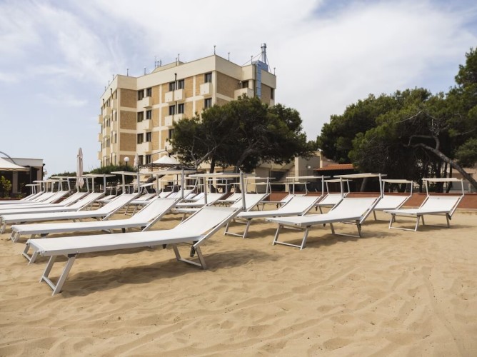Apulia Hotel Taranto Ara Solis - Immagine 3