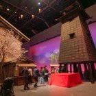 Muzeul Edo din Fukagawa, în zona Koto, prezintă o reconstrucție a acestui cartier din vechiul Tokyo, la est de râul Sumida, în jurul anului 1830, când orașul era încă numit Edo.