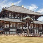 Todai-ji, un templu istoric din lemn construit în anul 752 în Nara, Japonia, este inclus în Patrimoniul Mondial UNESCO și adăpostește Marele Buddha, un simbol spiritual și cultural milenar al țării.