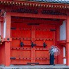 Intrarea nordică a Templului Sanjusangen-do, cunoscut pentru cele 1001 statui de Buddha aurii.