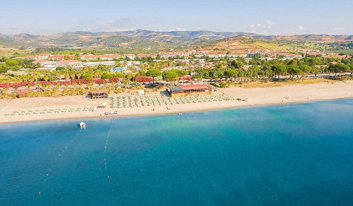 Satul Porto Rhoca - Marea Ionică fermecătoare văzută de sus