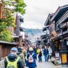 Vedere panoramică fermecătoare a orașului Takayama, situat între Alpii japonezi și cunoscut drept „Mica Kyoto a Japoniei”, fondat în rafinata perioadă Edo.