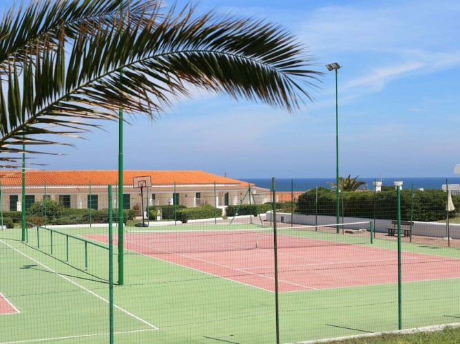 Futura Style Acqua di Mare Resort - Terenuri de tenis