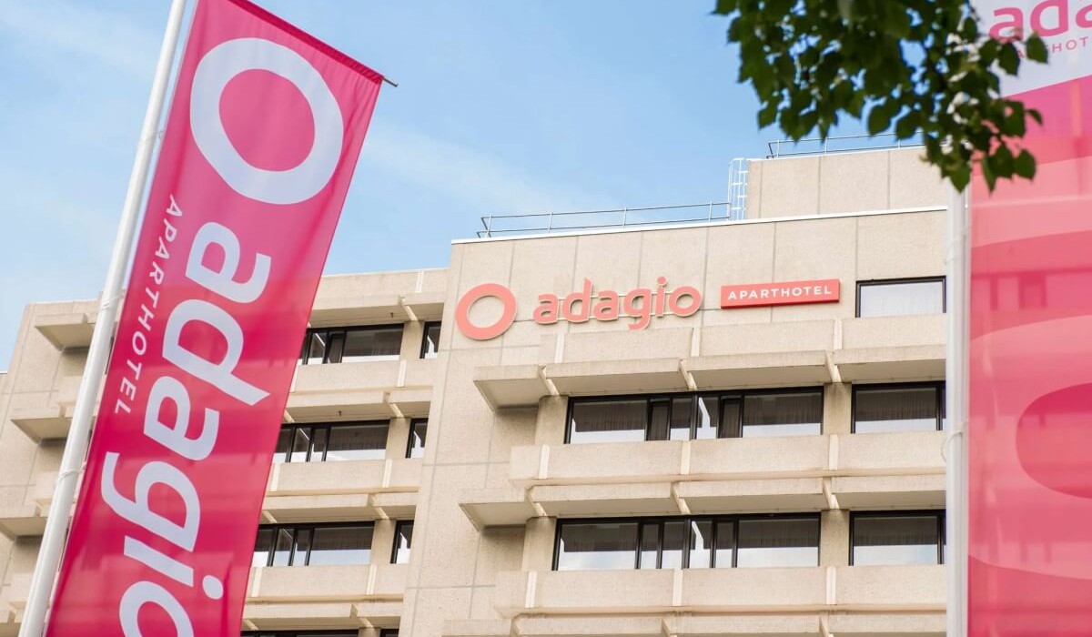 Adagio Amsterdam City South - Clădire modernă și funcțională, cu un stil metropolitan, spații luminoase și interioare rafinate, atent concepute pentru a asigura confort și o atmosferă primitoare.