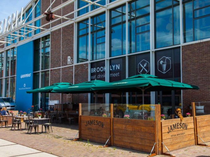 DoubleTree by Hilton Hotel Amsterdam - NDSM Wharf - Immagine 1