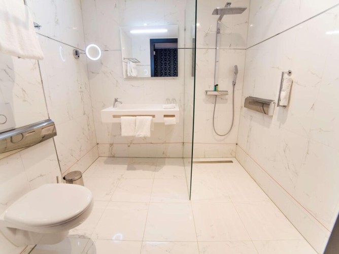 DoubleTree by Hilton Hotel Amsterdam - NDSM Wharf - Immagine 10