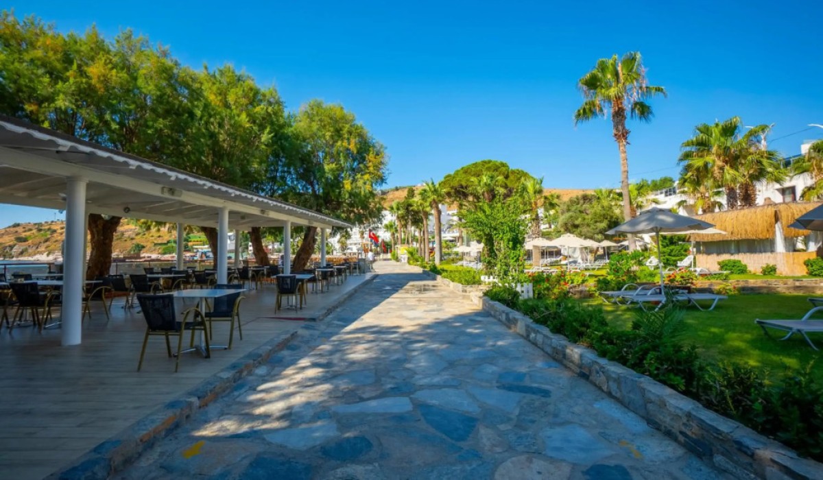 Azka Hotel - Immagine 4