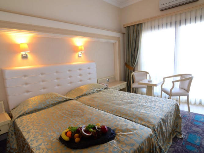 Azka Hotel - Immagine 9