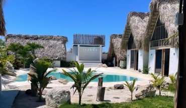 Blue beach Eco-hotel by Sanfabini