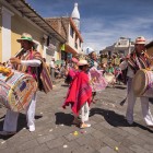 Corpus Domini din Pujilí este una dintre cele mai vii sărbători ale Ecuadorului: dansuri tradiționale, costume colorate și muzică animă orașul într-o scenă culturală.