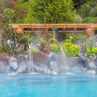 Băile Termale Papallacta, un paradis andin la 3.300 m, oferă ape tămăduitoare și o atmosferă magică, ideale pentru cei care caută sănătate, natură și priveliști spectaculoase.