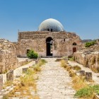 Biserica Bizantină din Amman, cu mozaicuri bine conservate, povestește despre credința și arta creștină din secolul al VI-lea în Iordania antică.