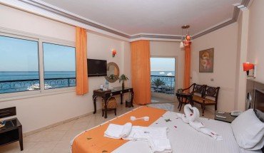 King Tut Aqua Park Beach Resort