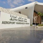 Aeroportul Marrakech Menara, poarta internațională, combină modernitatea și arhitectura marocană cu servicii pentru călători din întreaga lume.