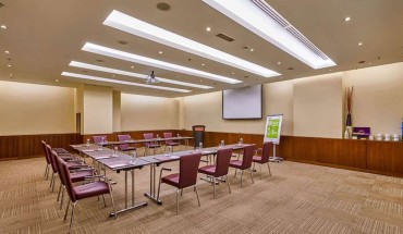 Ramada Hotel & Suites by Wyndham JBR