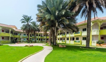 Flamingo Beach Hotel