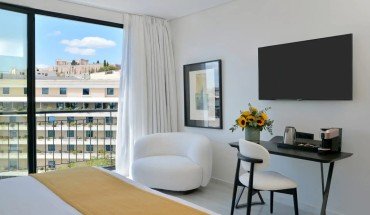 The Athenaeum Luxury Hotel