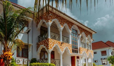 Sunny Palms Beach Bungalows