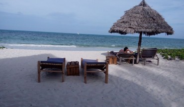 Blue Earth Beach Bungalows